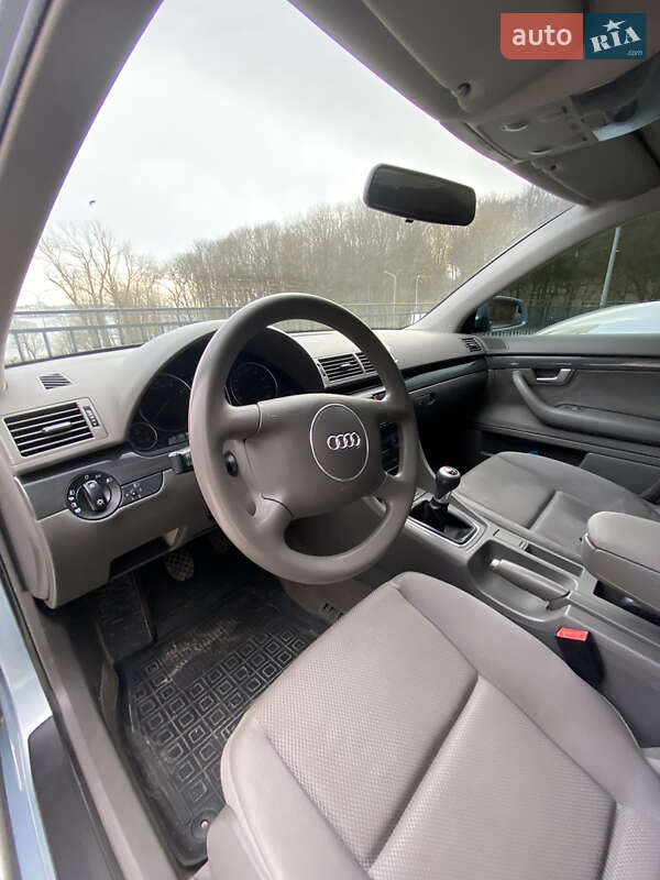 Седан Audi A4 2001 в Тернополе