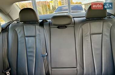Седан Audi A4 2019 в 