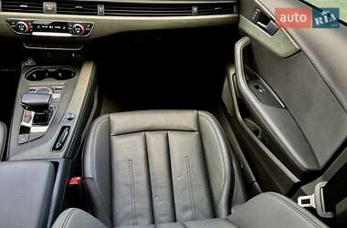 Седан Audi A4 2019 в 