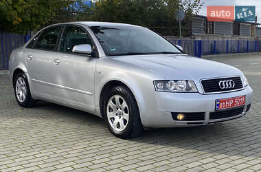 Седан Audi A4 2004 в 