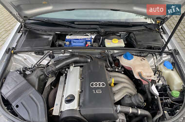 Седан Audi A4 2004 в 