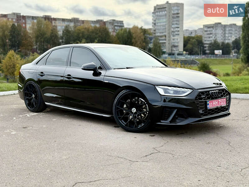 Седан Audi A4 2020 в Ровно