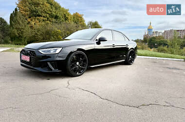 Седан Audi A4 2020 в 