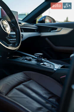 Седан Audi A4 2016 в 