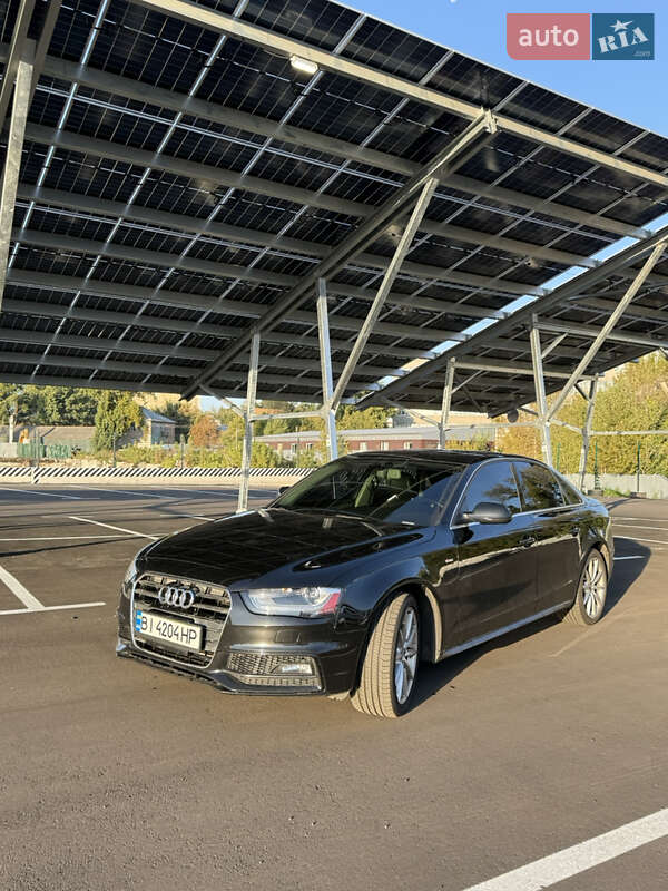 Седан Audi A4 2015 в Киеве