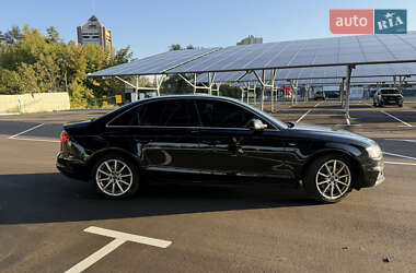 Седан Audi A4 2015 в Киеве