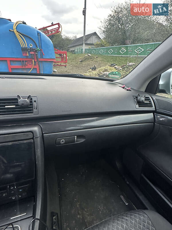 Седан Audi A4 2001 в Городке фото 19 Седан Audi A4 2001 в Городке