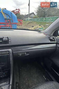 Седан Audi A4 2001 в 