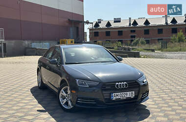 Седан Audi A4 2017 в 