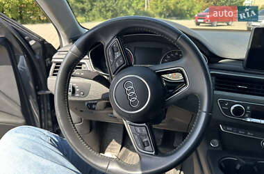 Седан Audi A4 2017 в 
