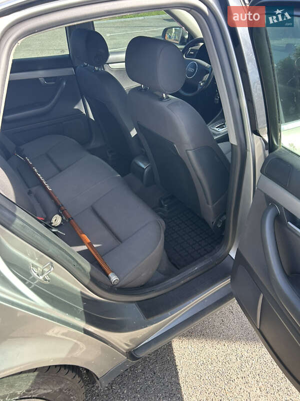 Седан Audi A4 2003 в Борисполі