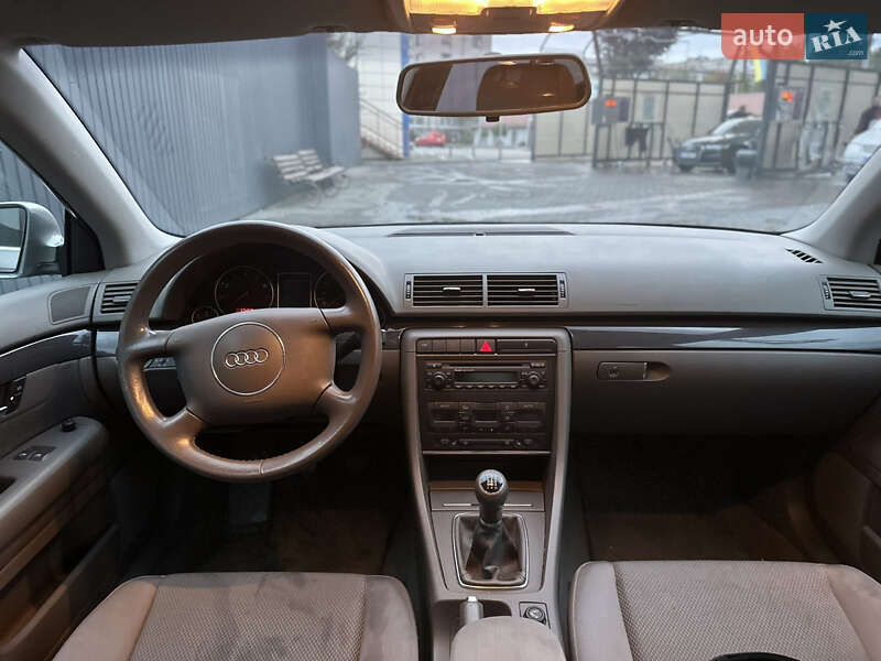 Универсал Audi A4 2004 в Днепре