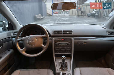 Универсал Audi A4 2004 в 