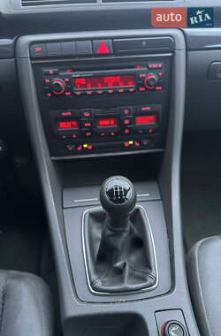 Универсал Audi A4 2004 в 
