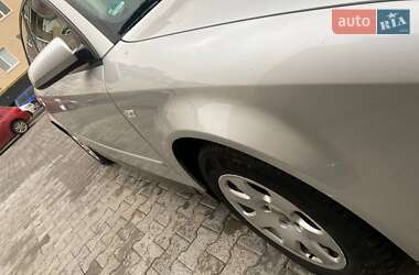 Седан Audi A4 2002 в 