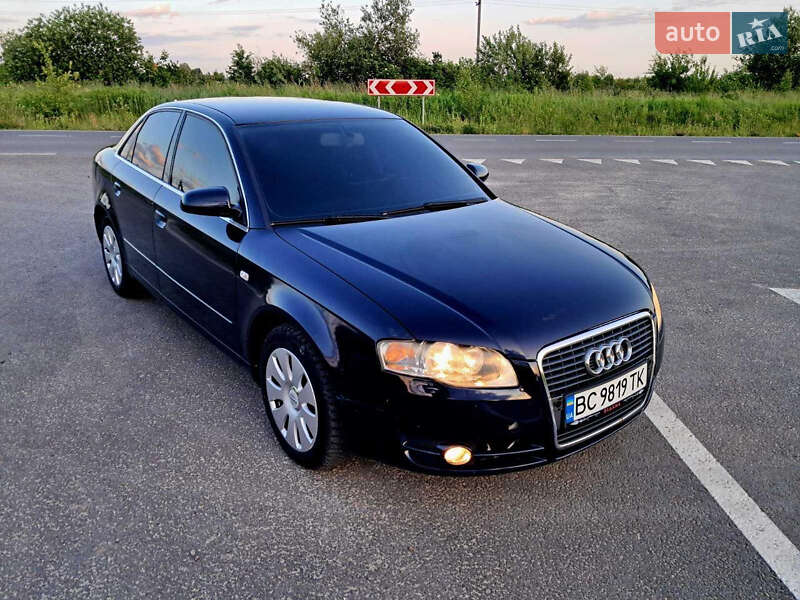 Седан Audi A4 2004 в 