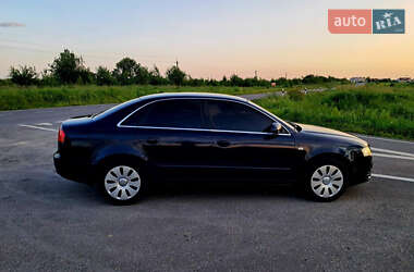 Седан Audi A4 2004 в 