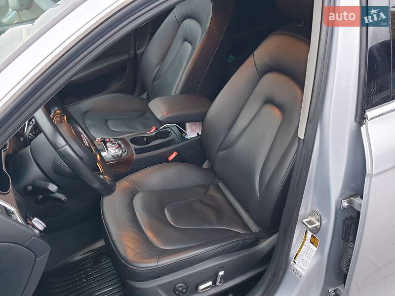 Седан Audi A4 2014 в Львове