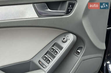 Седан Audi A4 2013 в 