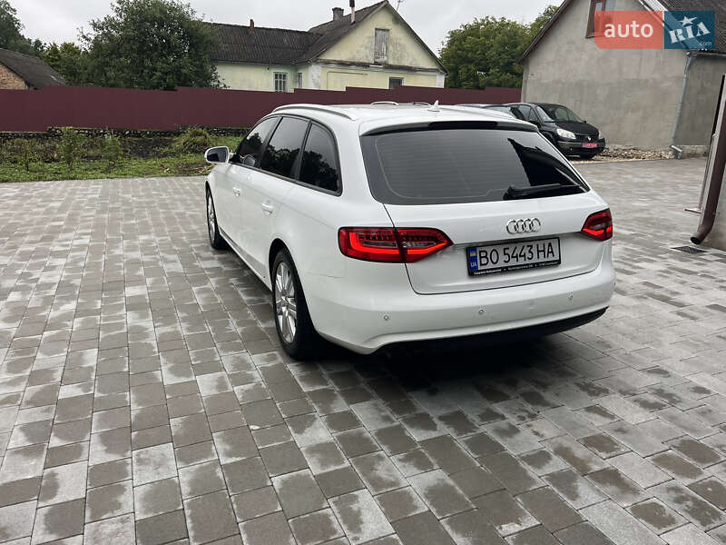 Універсал Audi A4 2012 в Вишнівці