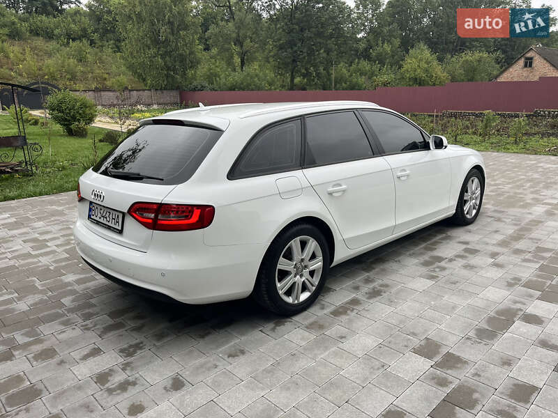 Універсал Audi A4 2012 в Вишнівці