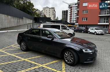 Седан Audi A4 2012 в 