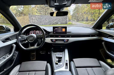 Седан Audi A4 2017 в 
