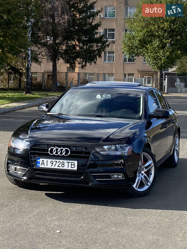 Седан Audi A4 2012 в 