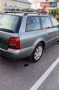 Универсал Audi A4 2000 в 