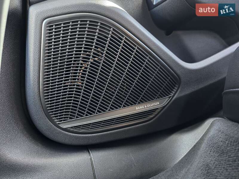 Седан Audi A4 2017 в Киеве
