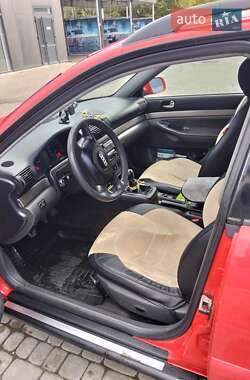 Универсал Audi A4 1999 в 