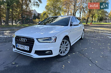 Седан Audi A4 2015 в 