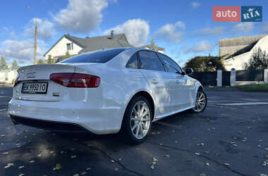 Седан Audi A4 2015 в 