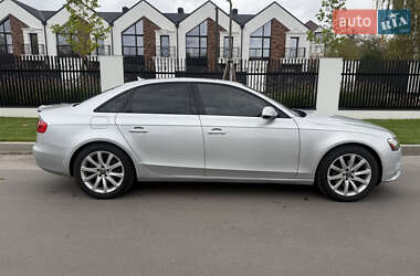 Седан Audi A4 2012 в 