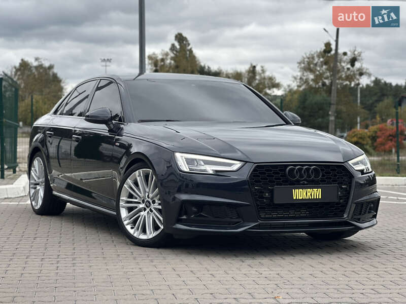 Седан Audi A4 2016 в Киеве