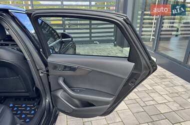 Седан Audi A4 2018 в 