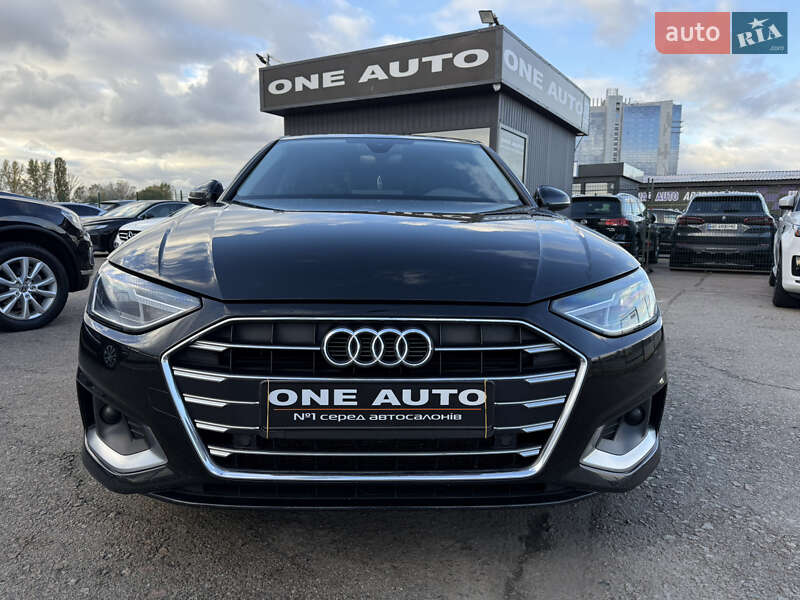 Седан Audi A4 2020 в Киеве