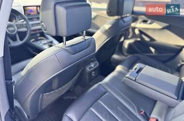 Седан Audi A4 2017 в 