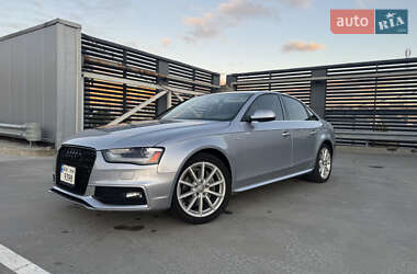 Седан Audi A4 2015 в 