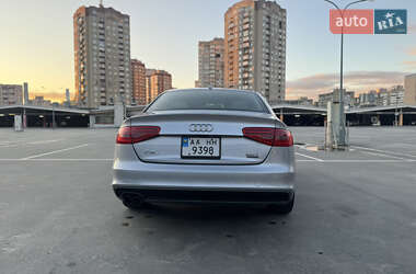 Седан Audi A4 2015 в 