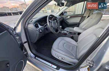 Седан Audi A4 2015 в 