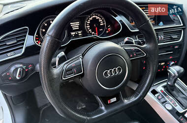 Седан Audi A4 2015 в 