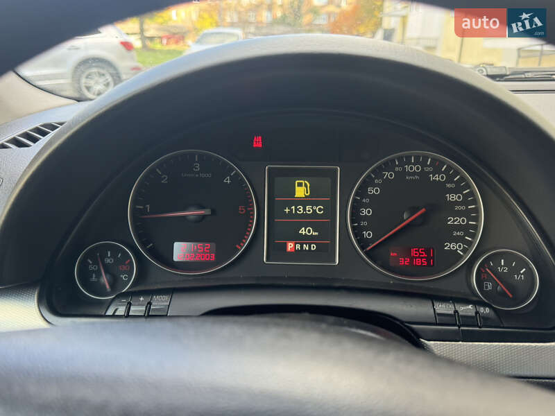 Універсал Audi A4 2002 в Звягелі