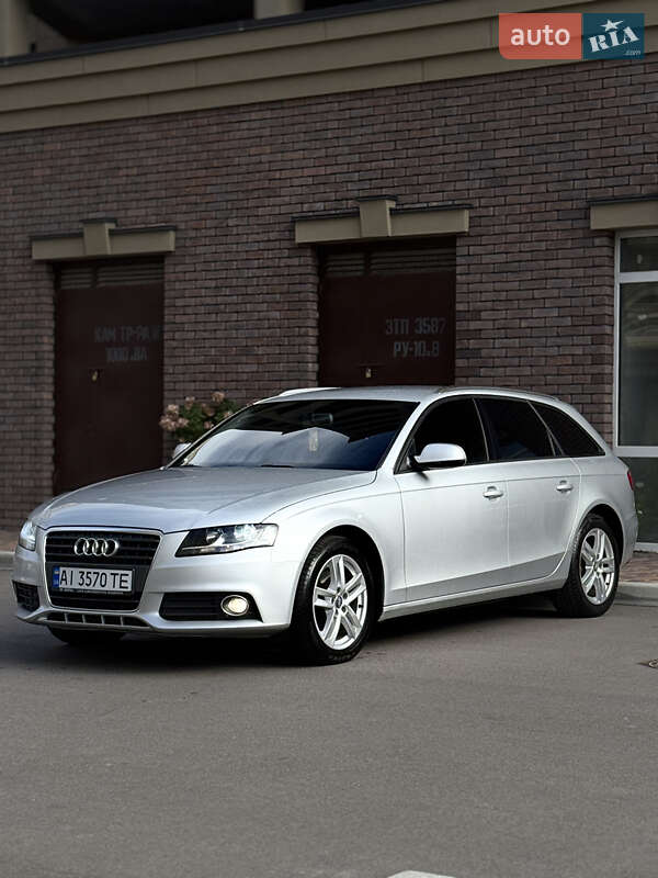 Универсал Audi A4 2009 в Киеве