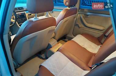 Седан Audi A4 2006 в 