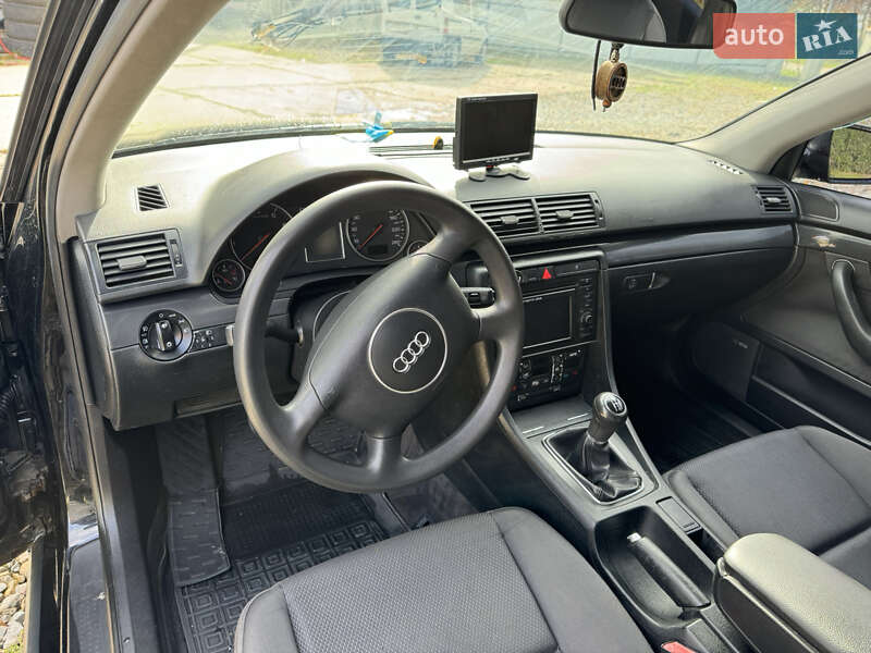 Седан Audi A4 2001 в Ивано-Франковске