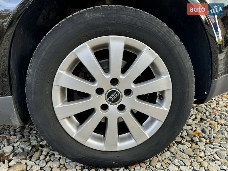 Седан Audi A4 2001 в Ивано-Франковске
