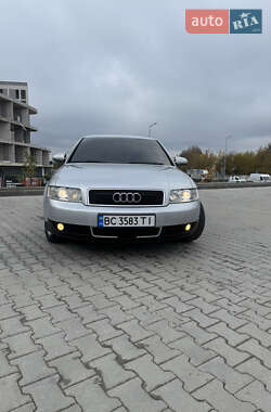 Седан Audi A4 2004 в 