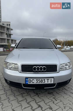 Седан Audi A4 2004 в 