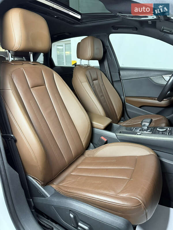 Седан Audi A4 2017 в Одессе